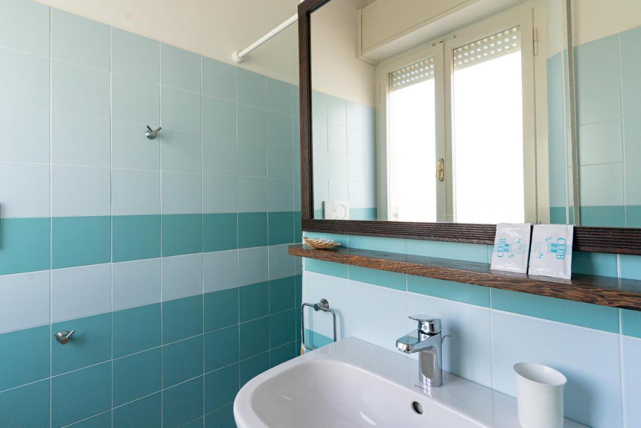 Hotel Greta B&B Rimini Eksteriør bilde