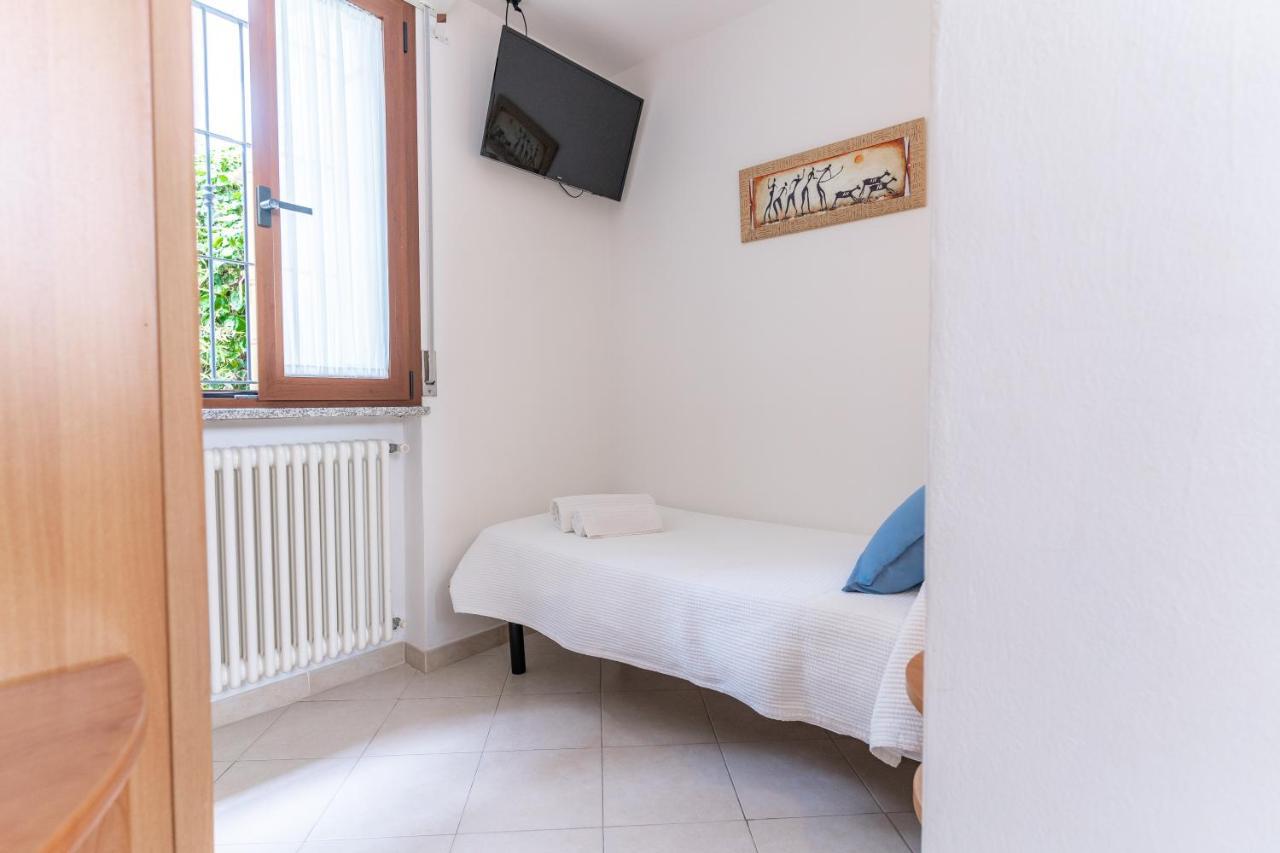 Hotel Greta B&B Rimini Eksteriør bilde